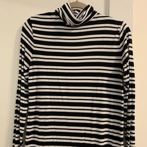 Old Navy Luxe Striped turtleneck, S